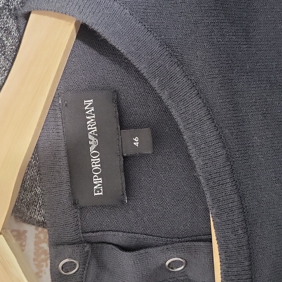 Still in good condition long sleeve top - Picture 4 of 10